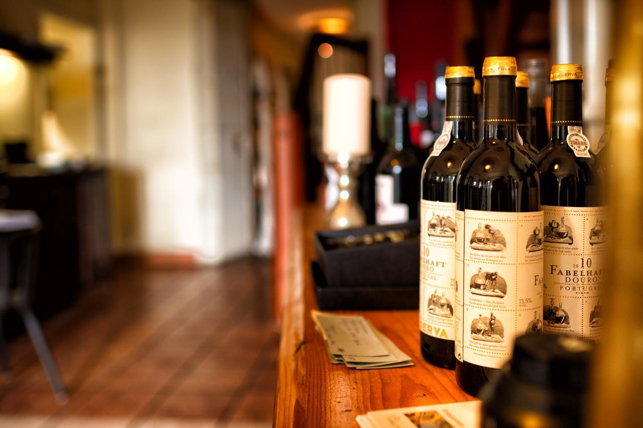 Landhotel Schloss Soergenloch エクステリア 写真
