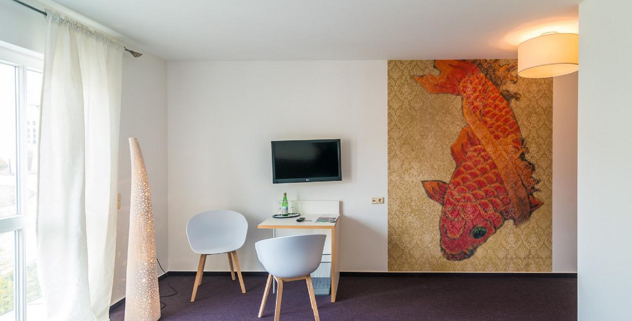 Landhotel Schloss Soergenloch エクステリア 写真